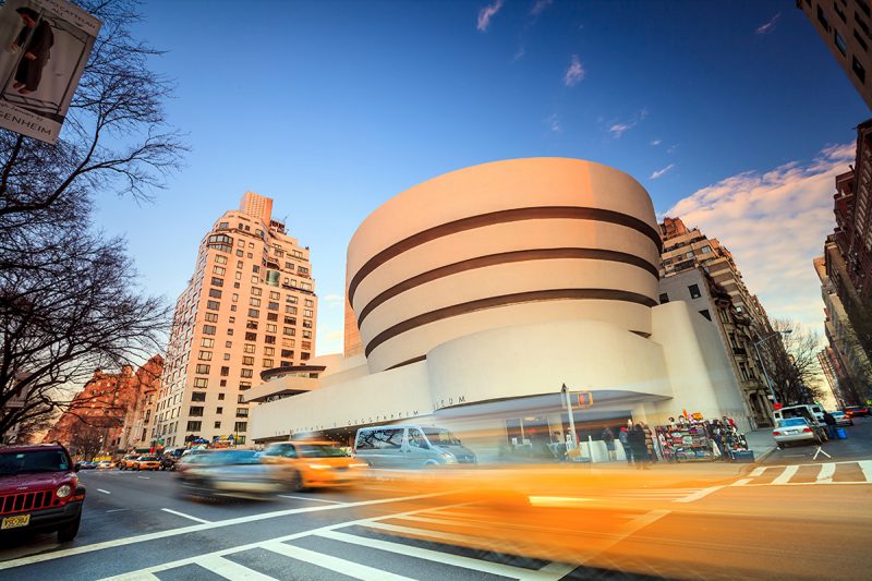 New Yorkeko Guggenheimen lan egiteko aukera