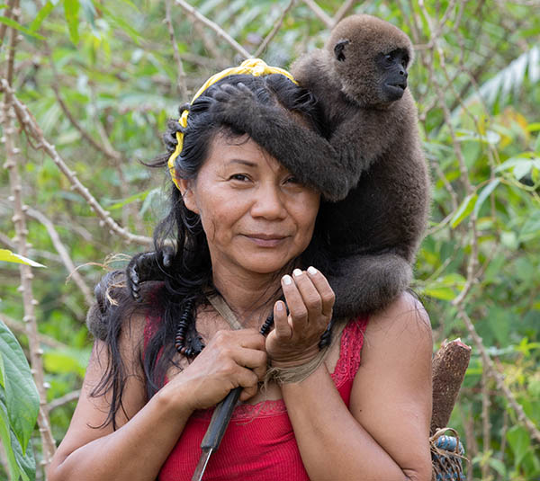 Anitalia Pijachi: “Emakume izatea eta Amazoniaren defentsari ekarpena egitea ez da ohora, ezta pribilegioa ere, betebeharra baizik”